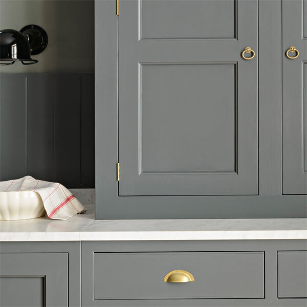 Homewood bespoke kitchens and cabinets Guardaroba stile country